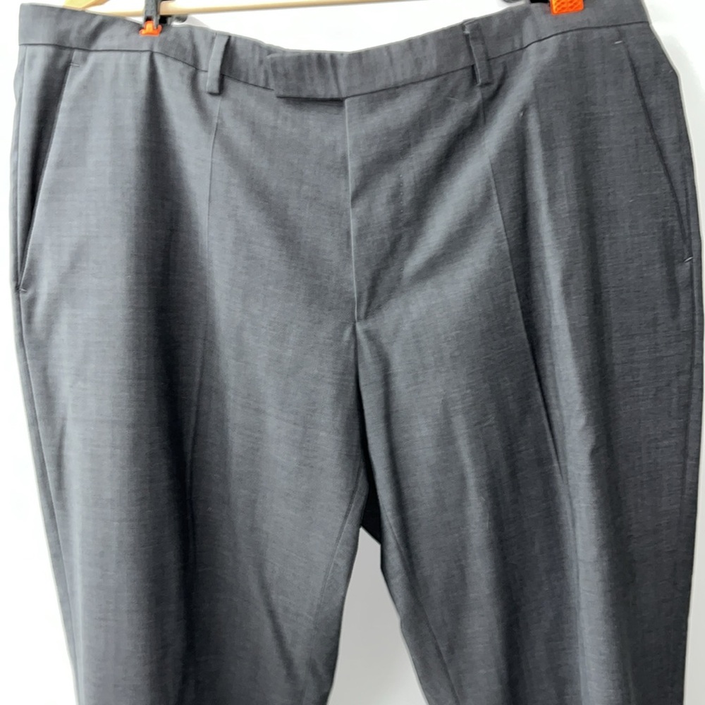 Hugo Boss Selection by Hugo Boss. Slim Fit Size 37”Waist, Ins 29”, 100%Wool VGUC - Picture 5 of 15